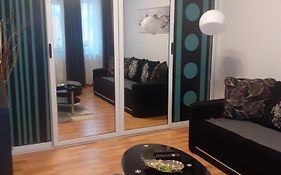 Apartament PARTER CU GRADINA